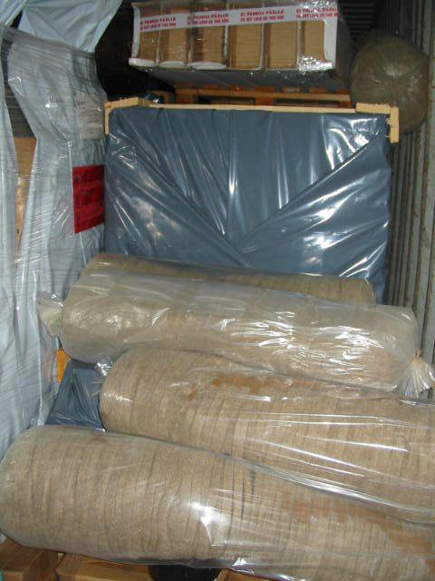 ログハウス キット 積み込み3