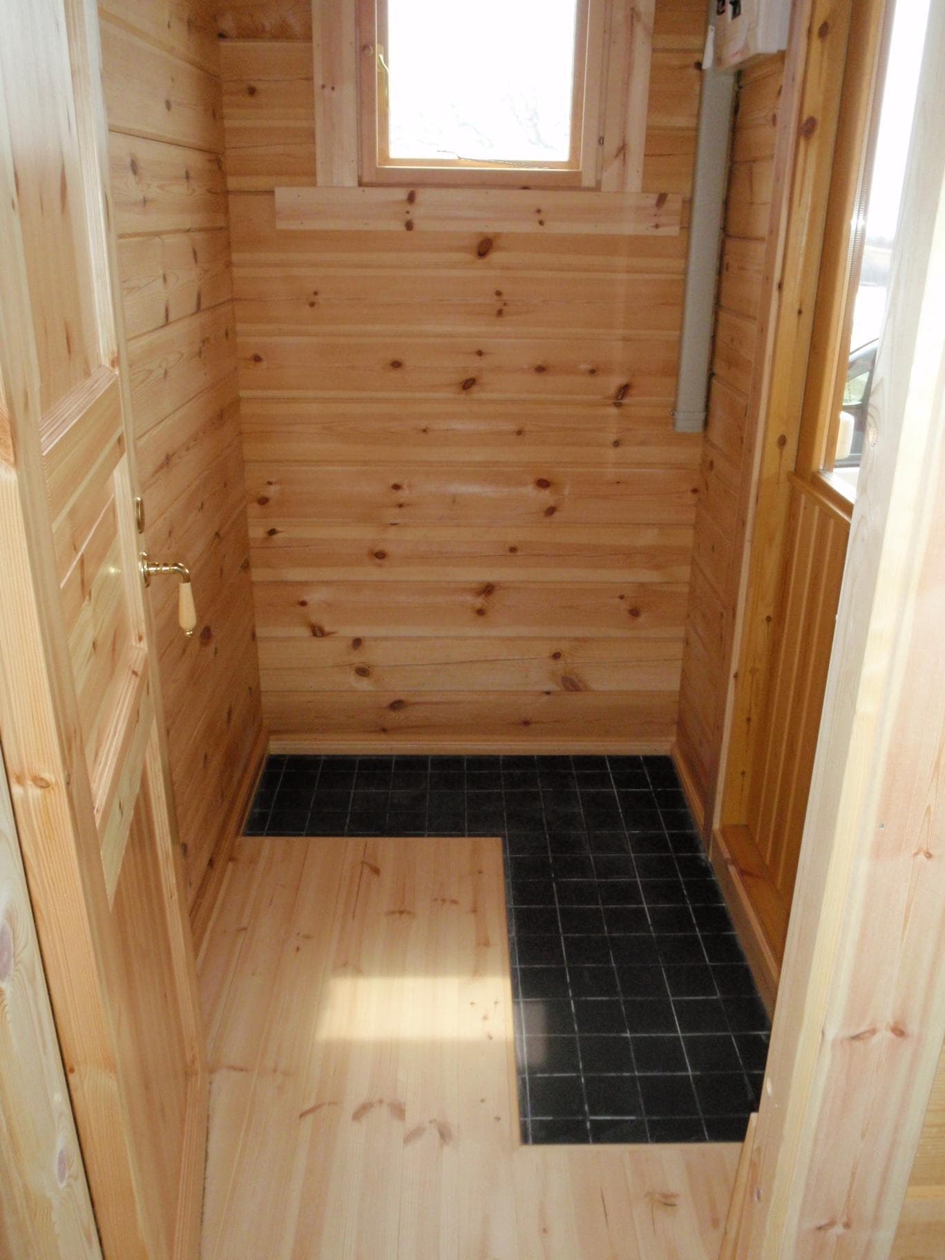 セルフビルド 玄関